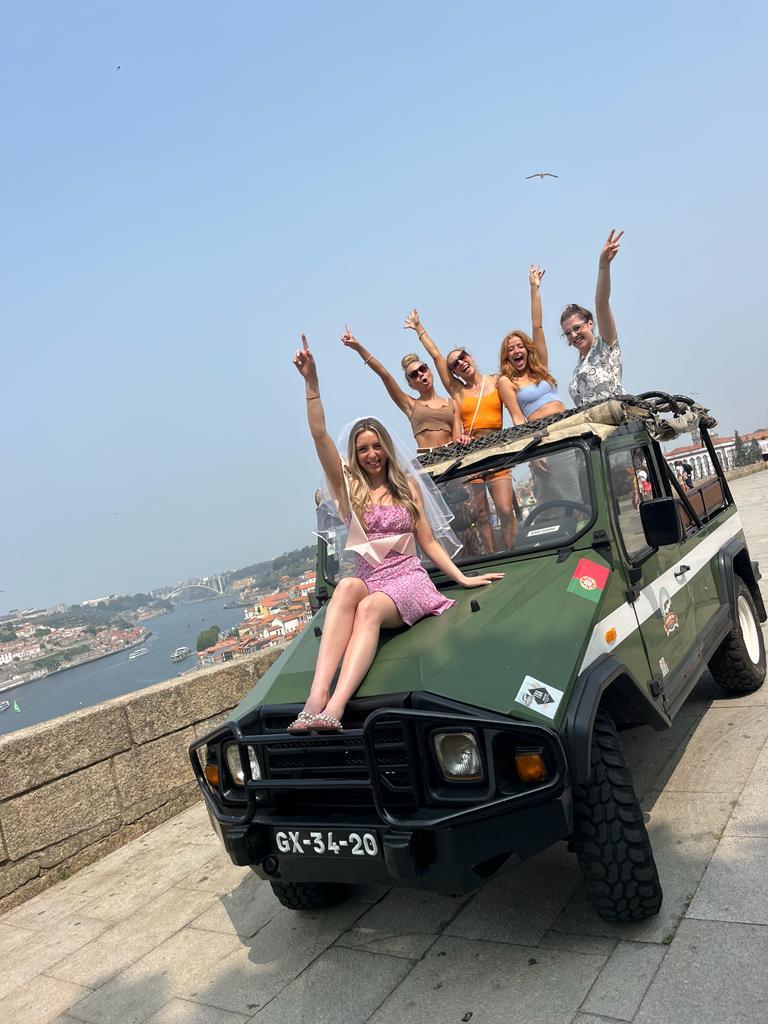 Bachelor Party 7 pax 3 hours - tptoursporto