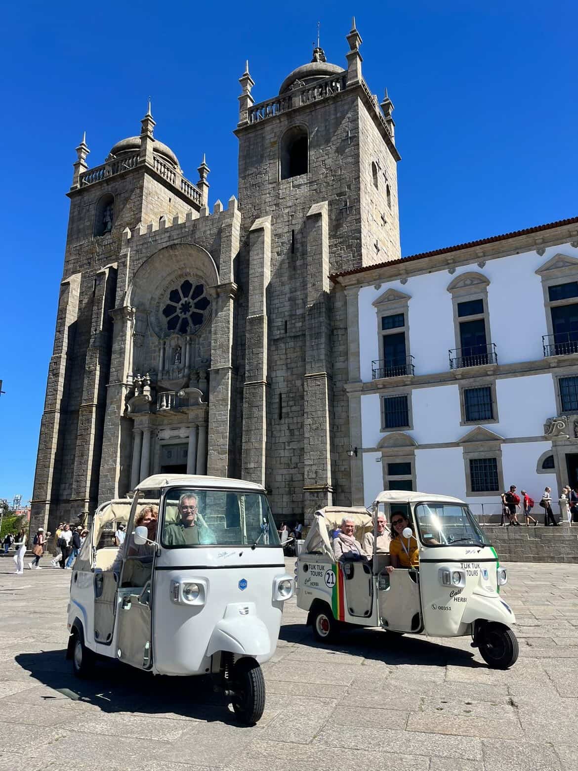 💘 Golden Hour Lovers Experience – Porto & Gaia